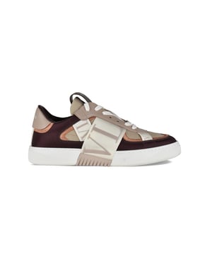 Valentino VL7N Sneakers aus beigem, braunem und weißem Leder und Nylon.Bänder mit VLTN-Logo in beige und weiß.Verschluss mit Schnürsenkeln.Fersenkappe aus beigem Leder mit Valentino-Logo.Zunge mit Valentino-Logo gekennzeichnet.Sohle aus Gummi.100% Kalbsleder.Made in Italy.