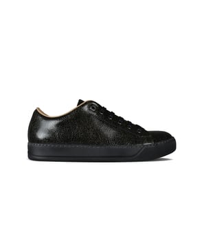 Lanvin DBB1 Sneaker aus schwarzem Leder.Crackle-Effekt auf dem gesamten Sneaker.Verschluss mit schwarzen Schnürsenkeln.Sohle aus Gummi.