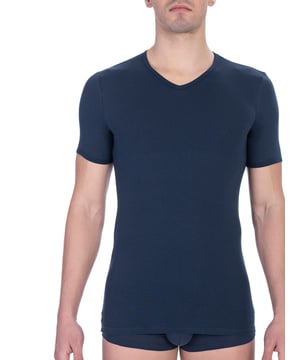 Camiseta con cuello en V