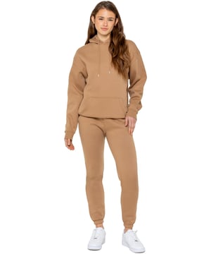 Enzo Womens Tracksuit Set. Long sleeve Oversized Hoodie and Relaxed Fit Joggers. Keeps your Body Warm and Comfortable. Joggers Feature 2 Side Slash Pockets. Brushed Back Inner Fleece Lining for more Comfort. Cuffed Leg Design, Elasticated Waist with drawstrings. Ideal to use for Casual and Work wear.