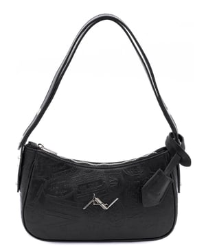 Bolso bandolera para mujer. El cierre es con cremallera. Los bolsillos internos son dos con cremallera y dos abiertos. Los bolsillos externos están ausentes. Falta la correa para el hombro. El mango es de cuero. Hay un compartimento interno. El material exterior es 100% Piel Auténtica. Internamente es 100% Poliéster. Medidas: 26x15x7 cm. Producto de moda