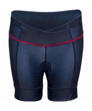 80% Polyamide 20% Elastan. Feminine thanks to its criss-cross waist and comfortable with its 14 mm thick foam padding, it adapts to any type of effort and morphology. The silicone gripper at the bottom of the shorts keeps them in place for added performance and comfort
