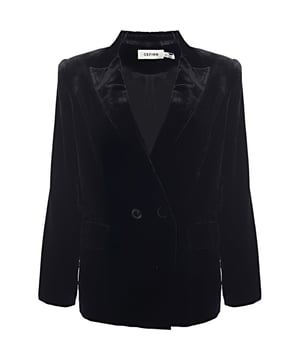 The velvet Ronson blazer is double-breasted blazer and has been cut to a relaxed silhouette. Worn alone, or with a camisole or shirt, it will take you from office party to dinner with ease.
Â 