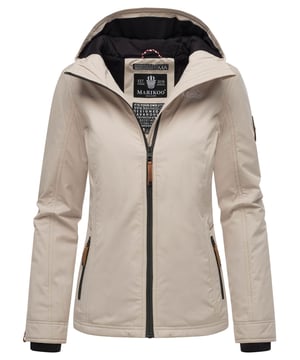 Marikoo dames tussenjas – Lichtgewicht, windafstotend met capuchon
De Marikoo B862 damesjas combineert stijl met comfort – perfect voor de lente en herfst. De lichte voering, hoge kraag met kinbescherming en vaste capuchon bieden bescherming tegen de wind. De getailleerde pasvorm zorgt voor een vrouwelijk silhouet.

✔ Windafstotend en licht
✔ Capuchon & hoge kraag met kinbescherming
✔ Zijzakken met rits & binnenzak
✔ Geribde manchetten & kunstlederen details

Materiaal:
Buitenstof: 100% polyester
Voering & vulling: 100% polyester