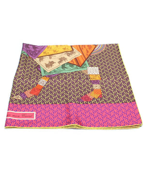 VINTAGE, RRP AS NEW
This Hermes Printed Silk Scarf in Multicolor Silk cotton in size 89-89,SA.
Hermes Printed Silk Scarf
Color: multicolor
Material: Metal
Condition: excellent
Size: ONE SIZE
Sign of wear: No
SKU: 166992 / 110150252000A001289327 / 110150252000A001289327 
Dimensions:  Length: 8900 mm, Width: 8900 mm, Height: 0 mm
Hermes Printed Silk Scarf
Color: print | tartan
Material: Metal | Metal
Condition: excellent
Size: One Size | One Size
Sign of wear: No
SKU: 465301 / 110150252000A001289327 / 110150252000A001289327 
Dimensions:  Length: 8900 mm, Width: 8900 mm, Height: 0 mm
