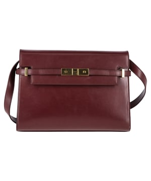 VINTAGE, RRP AS NEW
The Saint Laurent Regular Manhattan Shoulder Bag in Burgundy Leather is a timeless, luxurious accessory, crafted from supple burgundy leather and designed with a sleek, structured silhouette. The polished gold-tone hardware and iconic YSL logo add a touch of elegance, making it perfect for both day and night wear. Pair it with a tailored blazer and trousers for a sophisticated office look, or with a simple dress and ankle boots for an elevated, casual vibe. Keep your jewelry minimal to let the bag’s rich color and elegant design take center stage.

Saint Laurent Regular Manhattan Shoulder Bag in Burgundy Leather

Condition: Excellent
Signs of wear: No retail tag, No visible sign of wear., 
Packaging: None
Color: Red | burgundy
Material: Leather | calfskin leather
Size: One Size | One Size
Measurements: Width: 60; Height: 210; Length: 285; Handle drop: 0; Strap length: 340
SKU: NAPPUGBBA464056W