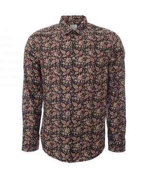 This slim shirt in black/multi offers a contemporary design. Crafted from a 50% cotton and 50% lyocell blend, it delivers softness, breathability, and moisture-wicking properties. The slim fit creates a sleek silhouette, making it suitable for casual and semi-formal wear.