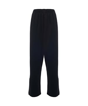 100% CottonThese oversized track pants feature an elasticated drawstring waist, side slit pockets and back pocket