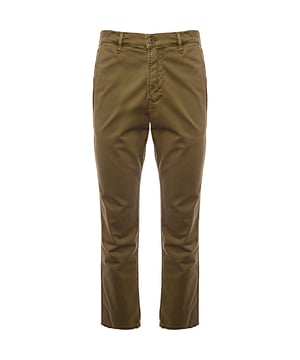 97% Organic Cotton 3% Elastane The trimmest option, tailoring the slim to offer a trimmer look from the knee down while offering room throughout the hip and thigh. In a stretch twill with zip fly closure