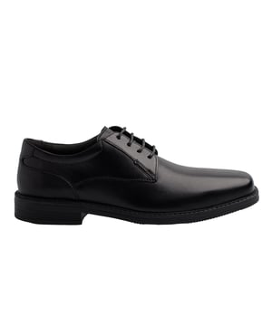 De zwarte veterschoenen van Wendell Lace voegen stijl en inhoud toe aan je formele collectie. Ze zijn gemaakt van een eersteklas, ademend leren bovenwerk dat ervoor zorgt dat je voeten de hele dag comfortabel blijven, terwijl de duurzame EVA-zool optimale tractie biedt. Ze zijn ideaal voor vergaderingen op kantoor en formele evenementen en passen perfect bij elegante pakken.

 Details:
 - Leer.
 - Type hak: Plat.
 - Sluiting: Veters.
 - Binnenzool met kussentjes.
 - Slipvaste zool.

 Deze zwarte geklede schoenen zijn de perfecte keuze voor mensen die elegantie, comfort en veelzijdigheid zoeken in hun schoeisel. Het klassieke en verfijnde ontwerp maakt ze een must-have voor formele evenementen, zakelijke bijeenkomsten of alledaagse kantoorkleding.
 Samenstelling: Buitenkant: Leer; Binnenkant: Textiel; Zool: Rubber; Binnenzool: Textiel
 Onderhoud:
Gebruik een zachte, licht vochtige doek.
 Vermijd langdurige blootstelling aan de zon.
 Bescherm tegen vocht.
