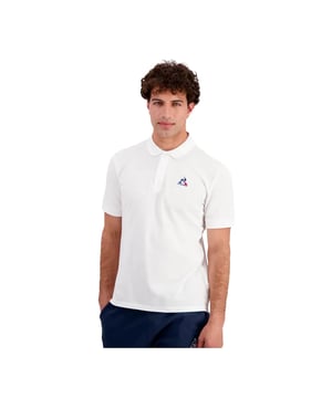 Polo Le Coq Sportif Tricolore Herren Weiß Baumwolle. Authentisches Kleidungsstück der Marke Le Coq Sportif - Streetwear/Sportswear-Design von Le Coq Sportif - Le Coq Sportif für Herren, perfekt für den Alltag - Das weiße Polo von Le Coq Sportif lässt sich ideal mit dem Rest Ihrer Garderobe kombinieren - angenehmes Baumwollmaterial - klassisch - Trikolore -
