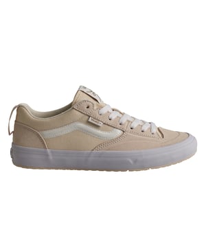 Zapatillas Vans Skate Lizzie Low

Las Skate Lizzie Low de caña baja, una reinterpretación de las zapatillas de skate características de Lizzie Armanto, abren un camino tan nuevo como la propia Lizzie con soluciones únicas a los problemas universales de las zapatillas de skate: mejor ajuste, más durabilidad y una construcción sostenible.

Detalles:
- Zapato icónico de caña baja con Sidestripe.
- Parte superior de ante, lona y sintético.
- Etiqueta del logo tejida.
- Plantilla VR3Cush.
- Cordones planos.
- Refuerzos duracap.
- Suela de goma microwaffle.

Las zapatillas Vans son mucho más que un calzado: representan una actitud, un estilo de vida urbano y rebelde. Ya sea en su clásica silueta Old Skool, en las icónicas Slip-On o en las modernas colaboraciones con artistas y marcas, Vans sigue siendo un símbolo de autenticidad, creatividad y cultura alternativa.
 Composición: Exterior: Ante, Lona, Sintético; Interior: Textil; Suela: Sintético
 Cuidados:
Limpiar con un cepillo suave y jabón neutro.
Evitar lavar en máquina.
Secar al aire, lejos del sol directo.