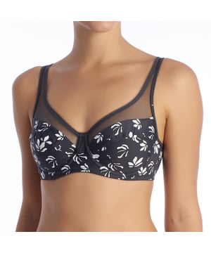 The Generous non-padded underwire bra is ideal for those looking for support and comfort without extra bulk. Its underwire structure provides firm support, while the foam-free cups offer a light, natural feel, allowing your skin to breathe.

 Made with high-quality materials, it adapts perfectly to the body, ensuring comfort during daily use. Adjustable straps allow for a personalized fit, and its elegant design makes it perfect for both everyday wear and special occasions.

 Main features:
 - Hoops that provide firm support and enhance the silhouette.
 - Non-foam cups for a lighter, more natural feel.
 - Adjustable straps for a custom fit.
 - Hook closure with 3 positions and double row.
 - Made with high quality materials for comfort.
 - Available in a variety of colors and styles.
 Composition: 75% Polyamide, 25% Elastane
 Care:
- Wash at max temperature. 30º.
 - Do not use bleach.
 - Do not use a dryer.
 - Do not iron.
 - Do not dry clean.