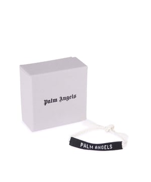 Palm Angels Logo Armband. Geborduurd met het logo van het merk, heeft dit item franje details.- Knoopsluiting.- Tweekleurig ontwerp.- Geweven effect.- Logo print op de voorkant. Materiaal: 100% polyester. Ref: PMOA0130011003.