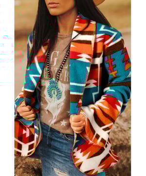 Our styles are designed with a trendy fitted look in mind following an international size standard. For the best fit we suggest choosing one size up from your usual. Be sure to check our sizing chart to find your perfect match!
  Sky Blue Aztec Printed Lapel Bell Sleeve Jacket
  Bold Aztec print for a standout look
  Sophisticated lapel collar design
  Trendy bell sleeves for a boho
  chic vibe
  Open front for versatile layering
Material: 100% Polyester