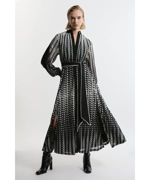 Tipped Border Print Georgette Maxi Dress