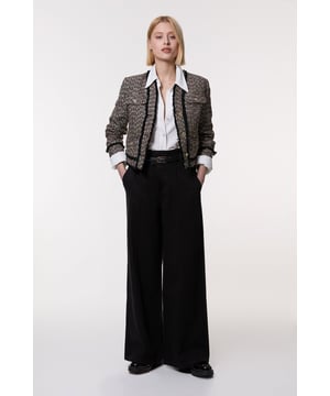 Bring in the summer with a pair of our wide leg trousers, made in denim fabric, with a dramatic, wide fit, cinched at the waist with a belt. The minimal design makes them easy to style, so wear them with a cropped T-shirt and trainers on a casual day, then a button up shirt and loafers for a more elevated approach. Denim Belted Waistband Wide Leg Trousers High Quality Denim Fabric Comfortable High Waistline Belted Waistband Pocket Features Flattering Wide Leg Fit