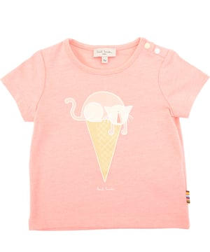 In charming pink, the Paul Smith Baby Girls Louloune T-Shirt is a cozy choice for your little one, crafted from 47% cotton, 47% modal, and 6% elastane. It offers a soft, breathable, and stretchy feel, ideal for everyday wear.