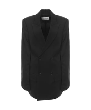 100% viscose. Fluid twill enhances the elegant drape of Raey's black Dream jacket, shaped to a characteristically generous frame with structured shoulders and peaked lapels.