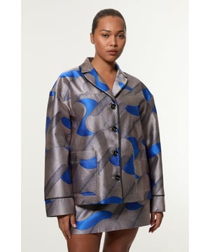 Architectural influences, brought to life through print; Karen Millen presents a new collection in collaboration with Amelia Graham. Polish off an occasion look with our plus size jacket, featuring a geometric print, and a high, collared neckline. Style it with the matching mini skirt or tailored trousers and strappy heels for a statement occasion look. Amelia Graham Plus Size Printed Tailored Jacket High Quality, Tailored Design Striking Geometric Pattern Formal Collared Neckline Comfortable, Relaxed Fit Button Front Fastening Matching Pieces Sold Separately Expertly designed for those UK size 18/US size 14 and above, our plus size clothing collection is perfectly proportioned to ensure you look stylish at every shape. Discover our collection of plus size coats and jackets or browse our range of plus size clothing now.