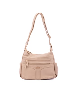 Bolso bandolera para mujer. El cierre es con cremallera. Los bolsillos internos son uno con cremallera y dos abiertos. Los bolsillos externos son dos frontales con cremallera, dos laterales con botón magnético y uno trasero con cremallera. Falta la correa para el hombro. El asa es regulable en ecopiel. Hay dos compartimentos internos. El material exterior es ecopiel. Internamente está forrado en poliéster. Medidas: 33x25x14 cm. Producto de moda