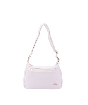 Bolso bandolera para mujer. El cierre es con cremallera. Los bolsillos internos son uno con cremallera y dos abiertos. Los bolsillos externos son uno frontal con cremallera, dos frontales con botón magnético y uno trasero con cremallera. Falta la correa para el hombro. El asa es regulable en ecopiel. Hay dos compartimentos internos. El material exterior es ecopiel. Internamente está forrado en poliéster. Medidas: 30x20x10 cm. Producto de moda