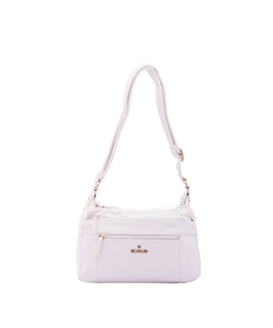 Bolso bandolera para mujer. El cierre es con cremallera. Los bolsillos internos son uno con cremallera y dos abiertos. Los bolsillos externos son dos delanteros con cremallera y uno trasero con cremallera. Falta la correa para el hombro. El asa es regulable en ecopiel. Hay dos compartimentos internos. El material exterior es ecopiel. Internamente está forrado en poliéster. Medidas: 30x20x10 cm. Producto de moda