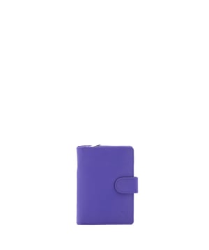 Damenbrieftasche mit Druckknopfverschluss. eines mit Reißverschluss, Kartenhalter und Geldscheinhalter-Innentaschen. fehlende Außentaschen. fehlender Schultergurt. fehlender Griff. Drei Innenfächer.  Außenmaterial. Innen mit Polyester gefüttert. Maße: 13x9,5x4 cm. Modeprodukt