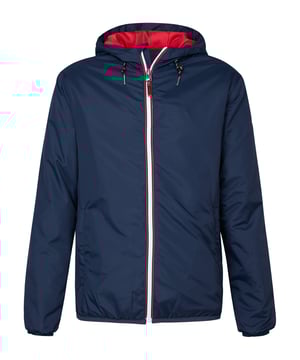 Federleichte Jacke in Stretch-Polyester-Ripstop mit Reißverschluss, Kapuze, zwei seitlichen Eingrifftaschen und einem auf dem Ärmel applizierten Petrol-Badge. Hergestellt aus 100 % recyceltem Polyester. In verschiedenen Farben erhältlich. Leichte Jacke in Stretch-Polyester-RipstopPetrol-Badge auf dem ÄrmelReißverschluss und KapuzeSeitentaschen100 % recyceltes Polyester