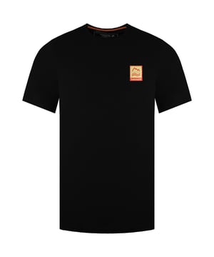 Das schwarze Timberland YC OA Graphic Herren-T-Shirt ist ein stylisches und vielseitiges Basic für jeden Tag mit auffälligem Branding und erstklassigem Tragekomfort. Dieses für die Freizeit konzipierte T-Shirt kombiniert moderne Streetwear-Ästhetik mit dem charakteristischen robusten Appeal von Timberland. Wichtige Eigenschaften: Weicher Baumwollstoff: Sorgt für Atmungsaktivität und ganztägigen Tragekomfort. Auffälliger Grafikdruck: Verfügt über ein auffälliges Timberland YC OA-Design für einen stylischen, urbanen Look. Klassisches Rundhalsdesign: Bietet eine zeitlose Passform, die gut zu jedem Outfit passt. Normale Passform: Bietet eine bequeme, entspannte Silhouette. Kurze Ärmel: Perfekt für warmes Wetter oder zum Tragen unter einer Jacke. Vielseitige schwarze Farbgebung: Passt problemlos zu Jeans, Jogginghosen oder Shorts für einen mühelosen Style. Das Timberland YC OA Graphic T-Shirt ist ideal für Freizeitausflüge, Streetwear-inspirierte Looks oder den Alltag und ein Must-have für alle, die Komfort und ein auffälliges Design zu schätzen wissen.