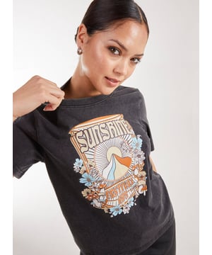 A graphic tee is a must-have this year. Throw on this cute and fun Sunshine Acid Wash Tee for a festival 'fit or just a comfy last minute day out with your bestie.