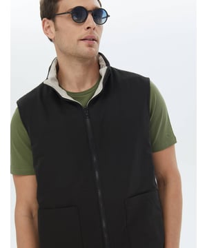 KİP bereichert Ihr tägliches Leben mit hochwertigen Materialien und innovativen Designs und bietet Ihnen sowohl Komfort als auch Stil. Unsere Produkte zeichnen sich durch ihre Langlebigkeit und Funktionalität aus, während sie gleichzeitig mit ästhetischen Details überzeugen. KİP bietet moderne und ergonomische Lösungen für den täglichen Gebrauch, die Qualität und Eleganz vereinen.