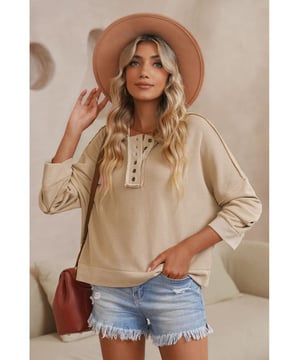 Relax on the weekend in this Casual Button Solid Patchwork Trim Hoodie
  Made of soft fabric in pure color with patchwork design and exposed seam trimming
  Features buttoned neckline drop shoulders wide straight sleeves and a relaxed fit
  Theres a series of popular color options to choose from so well
  received by the most
  Dropship hoodies are fashion essentials for fall and winter comfortableness
Material: 56% Cotton 44% Polyester