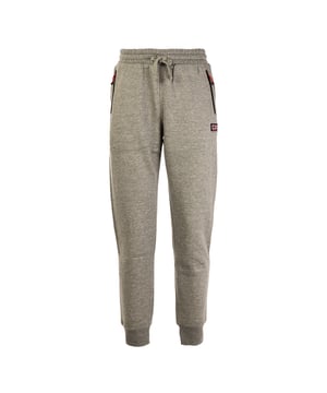 Herren-Sporthose der Marke Scuola Nautica Italiana, hergestellt aus hochwertigen Stoffen, die Komfort und Bewegungsfreiheit garantieren. Sie sind ideal für die Freizeit oder körperliche Aktivitäten und zeichnen sich durch ein modernes Design und feine Details wie funktionelle Taschen und elegante Oberflächen aus, die vom italienischen Nautikstil inspiriert sind. Perfekt für alle, die praktisch sein wollen, ohne auf Stil zu verzichten.