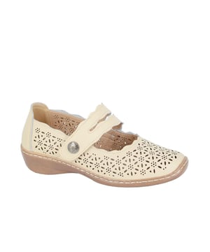 These Jemima shoes from Boulevard are the perfect combination of style, comfort, and practicality. Made with a durable action leather upper, they feature a leather sock for a smooth and comfortable fit. The touch fastening bar/strap allows for easy on and off wear while ensuring a secure, adjustable fit. The cut-out design to the upper adds a trendy, breathable element to these shoes, making them a great choice for warmer weather.
 - Action leather upper 
 - Leather sock 
 - Touch fastening bar 
 - Intricate cut out design 
 - TPR Sole