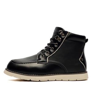 With a smart and sophisticated look, the Original Penguin Atlas 2 offers a premium ankle boot with designer looks, for a refined touch for everyday wear. Featuring on trend brown uppers with a moccasin-style toe and total panel to the ankle with padding around the heel cuff for the ultimate in style.
 Delivered with a cushioned footbed for support and comfort with a hardwearing rubber outsole, providing stability and traction on a variety of surfaces, finished with stylish stitching and a Penguin brand stamp of recognition to the side and tongue
 - Synthetic upper
 - Lace up system
 - Neat designer detailing 
 - Padded heel cuff
 - Cushioned insoles
 - Durable outsole
 - Original Penguin branding throughout