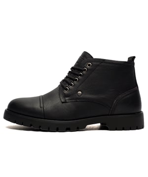 Add a touch of rugged sophistication to your look with these Baire boots from Original Penguin.
Designed in a classic chukka-style silhouette, these Original Penguin Baire boots are a must-have for the modern gentleman. Crafted with a textured synthetic upper, designer stitch detailing, and a refined toe cap, they exude timeless appeal. The cleated rubber sole ensures durability and traction, making them perfect for long-lasting wear. Whether you're dressing up a casual outfit or adding an edge to your everyday style, these boots seamlessly blend classic design with rugged functionality.

- Synthetic upper
- Lace up system
- Heel pull = Easy on/off wear
- Soft lining
- Cushioned insoles
- Durable outsole
- Original Penguin branding throughout