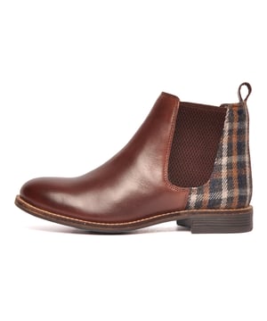 These Silver Street London Sadie Chelsea boots have been engineered in a premium leather and tweed. They feature a mid-cut Chelsea boot style with elasticated gussets to the side for easy slip on wear and the upmost in comfort. The upper is made from a premium leather and tweed mix , supple and durable for everyday wear. A soft lining also provides added comfort while the slim rubber outsole with a textured tread is highly durable and provides grip on a wide variety of surfaces. 
 - Premium leather / tweed upper 
 - Classic dealer boot styling 
 - Elasticated side gussets
 - Slip on design equipped with a heel pull tab 
 - Sumptuous, cushioned insole 
 - Soft textile and leather lined inner 
 - Highly durable outsole 
 - Silver Street London branding