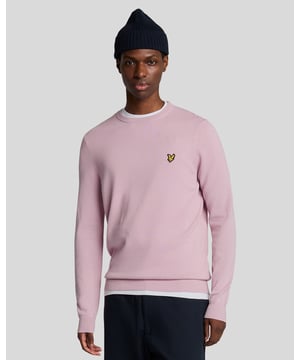 We know the value of a well-made staple, so classic pieces like this jumper form the core of our Lyle &amp; Scott collections. It's been knitted from soft 100% cotton and has a slim fit – perfect for layering under a jacket.- Round neck 
- Long sleeves 
- Ribbed hemline, cuffs and neckline
- Composition: 100% cotton