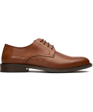 Zapatos derby daren para hombre de Soletrader en color tostado, fabricados en piel y suela sintética.