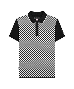 100% Katoen. Ontwerp: All-over print, Geruit, Logo. Bevestiging: knop, pullover. Halslijn: Kraag met punt. Type mouw: Korte mouwen, getipt. Klep met 3 knopen, geweven zoomlabel. Opgelet: Verwijderd houden van vuur. S: 39 in. M: 41 in. L: 42,5 in. XL: 44 in. XXL: 46,5 in. 3XL: 47 in. 4XL: 48,5 in.