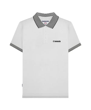 100% Katoen. Stof: Pique. Ontwerp: Geborduurd logo, Effen, Tweekleurig. Halsuitsnijding: Gebreid, Omgeslagen Kraag. Mouwtype: Korte mouwen. Klep met 3 knopen, geweven label. Opgelet: Verwijderd houden van vuur. S: 39 in. M: 41 in. L: 42,5 in. XL: 44 in. XXL: 45,5 in. 3XL: 47 in. 4XL: 48,5 in.