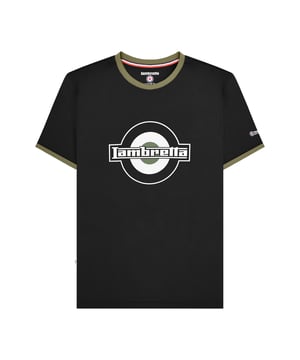 100% Katoen. Ontwerp: Logo, Ringer. Halslijn: Ronde Hals. Mouwtype: Korte Mouwen. Geweven Etiket. Let op: Houd uitgelegd van Vuur. S: 38 in. M: 40 in. L: 42 in. XL: 44 in. XXL: 46 in. 3XL: 48 in. 4XL: 50 in.
