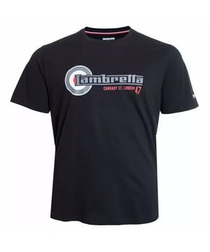 100% Katoen. Ontwerp: Geborduurd, Logo, Doel, Tekst. Halslijn: Ronde Hals. Mouwtype: Korte Mouwen. Pasvorm: Groot & Lang. Let op: Houd uit de buurt van vuur. 1XL L, 1XL: 51 in.
