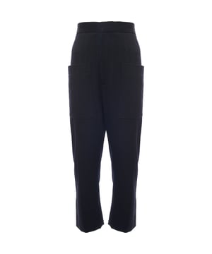 The RAEY Patch Pocket Trousers in Navy offer a perfect blend of relaxed style and timeless tailoring. Crafted from 100% cotton, these trousers provide all-day comfort with a soft, breathable feel. The classic navy hue ensures versatility, making them easy to dress up or down.

Designed with oversized patch pockets for a modern touch, these trousers feature a flattering, relaxed fit that pairs effortlessly with everything from casual tees to tailored blouses. The clean lines and minimalist design give them a sleek yet laid-back vibe, perfect for any occasion.

Key Features:

Made from 100% cotton for comfort and breathability

Classic navy color for versatile styling

Oversized patch pockets for a modern, functional touch

Relaxed fit for a flattering, easy-going look

Ideal for both casual and smart-casual outfits

Elevate your everyday wardrobe with these effortlessly chic trousers.