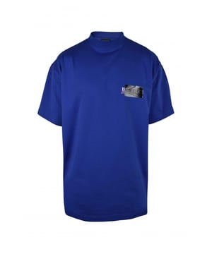 Camiseta Political Gaffer azul real de Balenciaga.Logotipo Artwork Gaffer en el pecho y la espalda.Manga corta.Corte oversize.Cuello redondo.100% algodón.Modelo unisex.