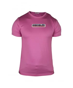 Moncler roze katoenen T-shirt.Geborduurd logo in het midden.Ronde kraag.Korte mouwen.