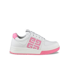 Sneakers Givenchy, modelo 4G en piel blanca y rosa.Línea G4.Emblema 4G en relieve a contraste en los laterales.Panel trasero contrastado con la firma Givenchy.Suela rosa.100% piel de becerro.Made in Portugal.