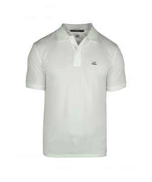 Witte C.P. Compagny poloshirt met geborduurd logo.Knopdownkraag.Discreet zwart logo rechtsboven.Korte mouwen.Gemaakt van katoen.Gemaakt in Italië.