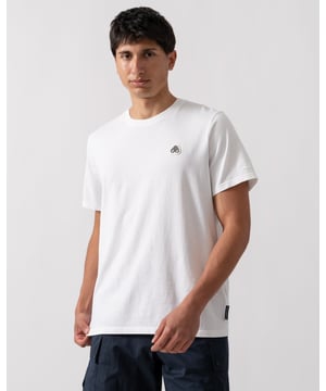 This t-shirt keeps it minimal with tiny branding at the front, offering a clean and understated look.


Regular Fit
Rib Knit Collar
Triangle Patch with Gun Metal Logo
Moose Knuckles Label on Side Seam



100% Pima Cotton Jersey
M15MT777